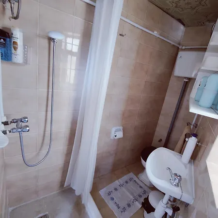 Traditional Maltese Townhouse In Feriehus Rabat