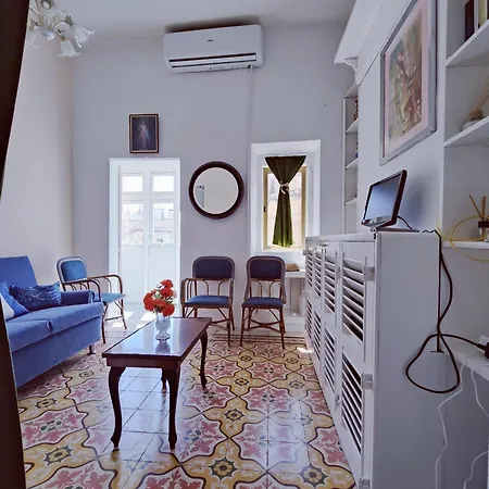 Semesterbostad Traditional Maltese Townhouse In *